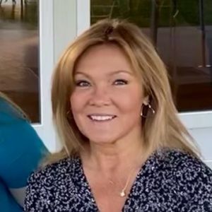 Meet your Posher, Dawn